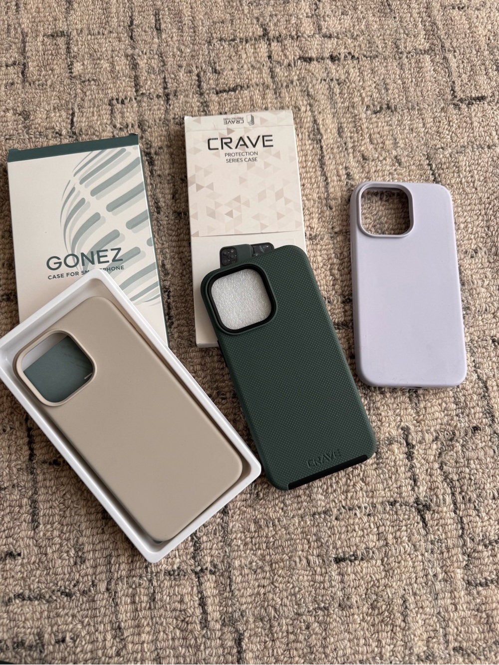 Lot of iPhone 15 Pro Max cases